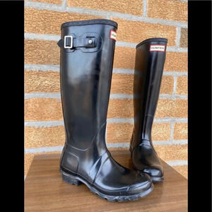 Hunter original tall boots size 6